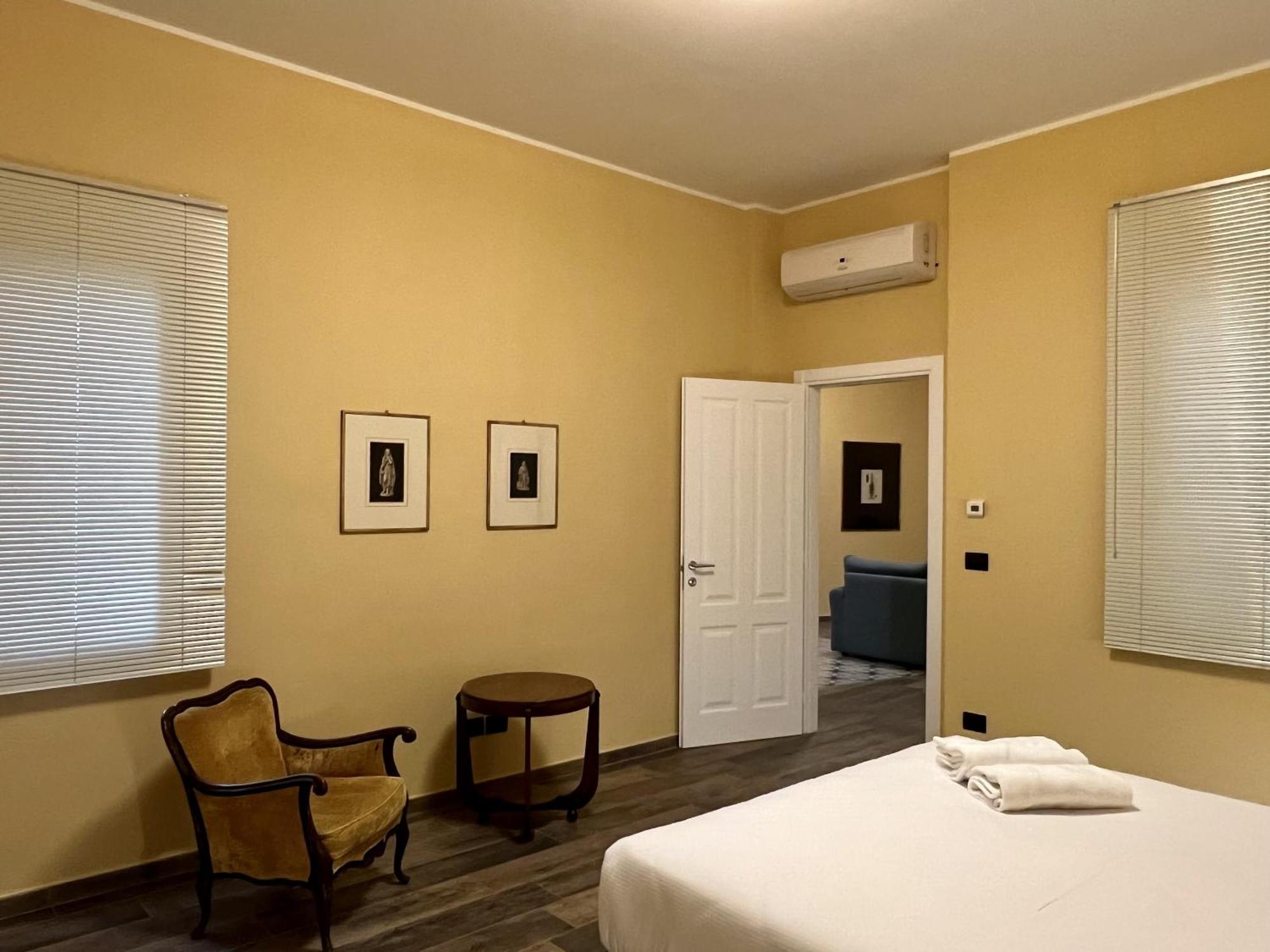 Palazzo Zippitelli Apartments باري الغرفة الصورة